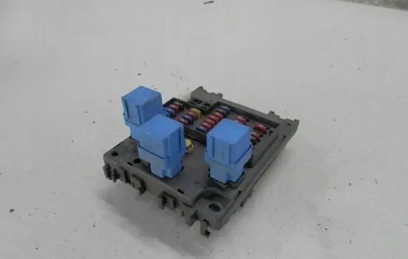 Nissan Micra Fuse box set 