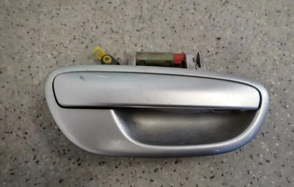 Subaru Outback Sliding door exterior handle 