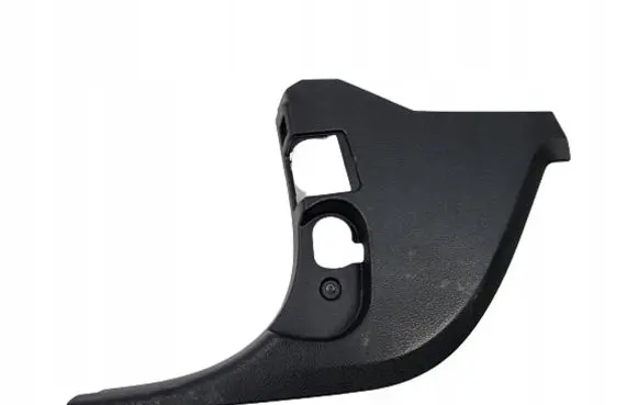 Foot area side trim