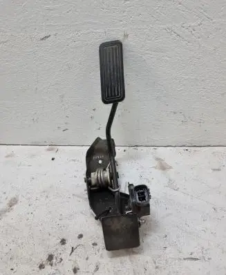 Toyota Corolla Verso AR10 Accelerator throttle pedal