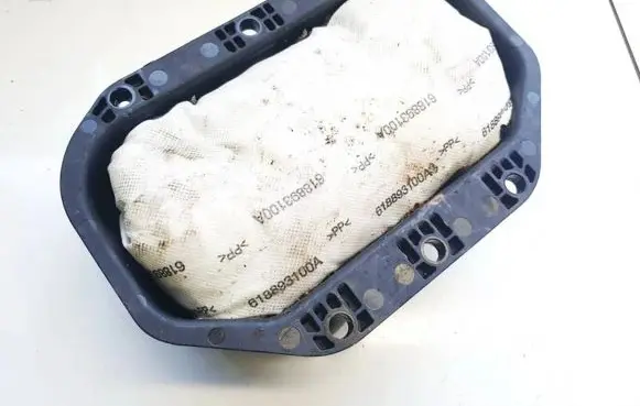 Passenger airbag