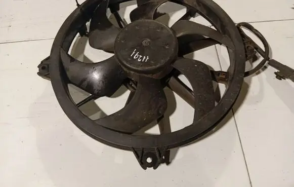 Renault Laguna III Radiator cooling fan shroud GMV130CEM00