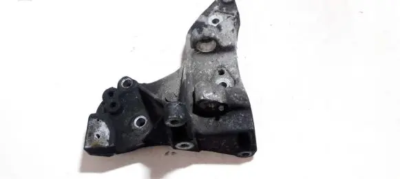 Citroen C3 Engine mounting bracket 9641715480