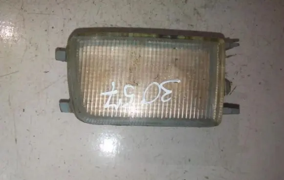 Volkswagen Golf III Front indicator light