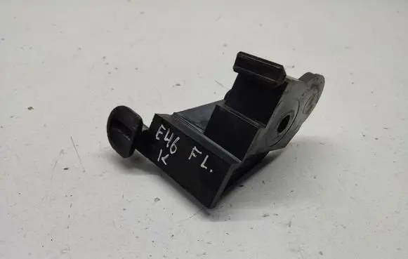 BMW 3 E46 Front bumper mounting bracket 7030619 51117030619 229449