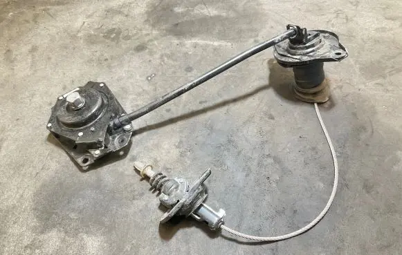 Lexus RX 450H Spare wheel mounting bracket 
