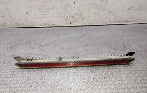 Volkswagen PASSAT B5.5 Third/center stoplight 1J6945097D