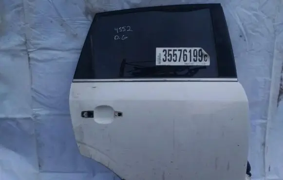 Opel Antara Rear door balta