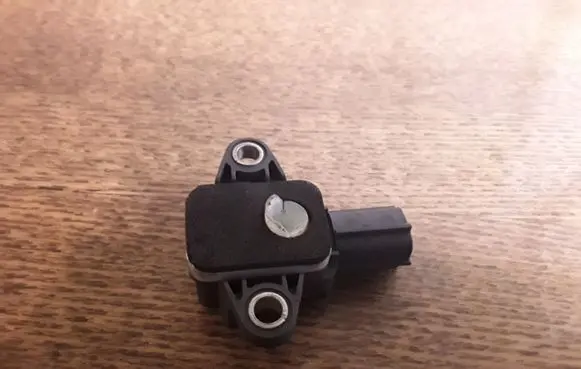Audi A4 S4 B7 8E 8H Airbag deployment crash/impact sensor 8P0955557