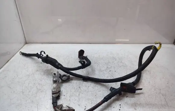 Positive cable (battery)