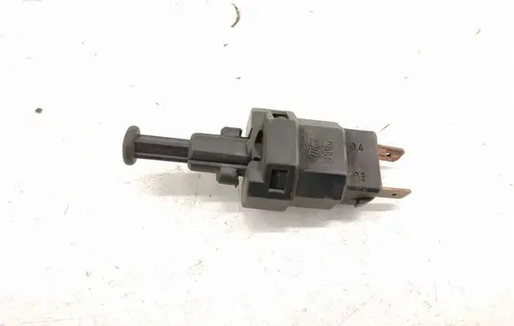 Opel Astra G Brake pedal sensor switch 90196375