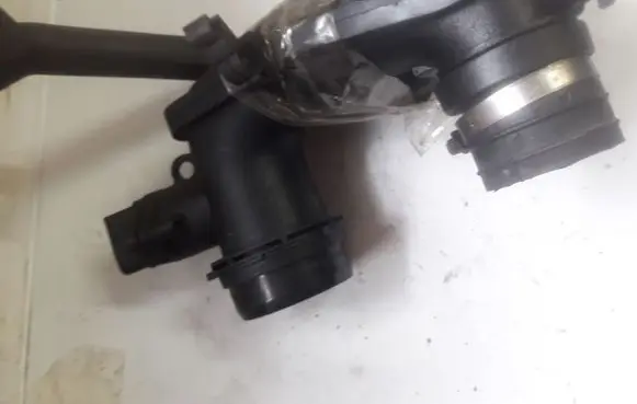 Mercedes-Benz A W168 Mass air flow meter