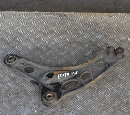Opel Vivaro Front lower control arm/wishbone 820039503493853465