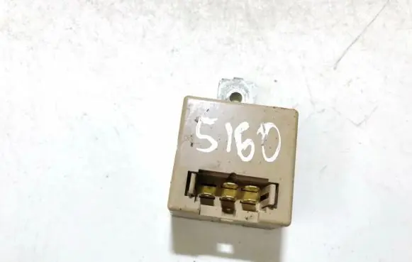 Mitsubishi Space Wagon Other control units/modules md332124 0680005220