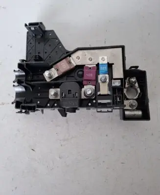 Volvo S90, V90 Current control relay 18019401