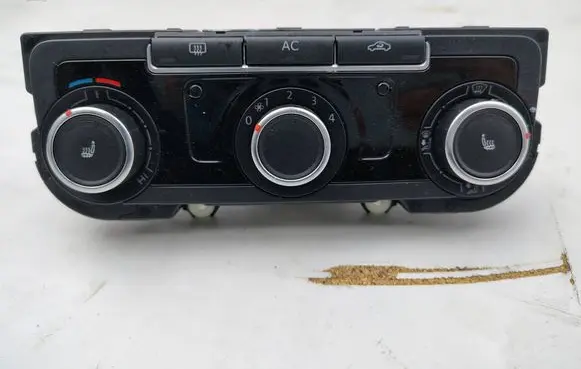 Volkswagen PASSAT B7 Climate control unit 7N0907426L