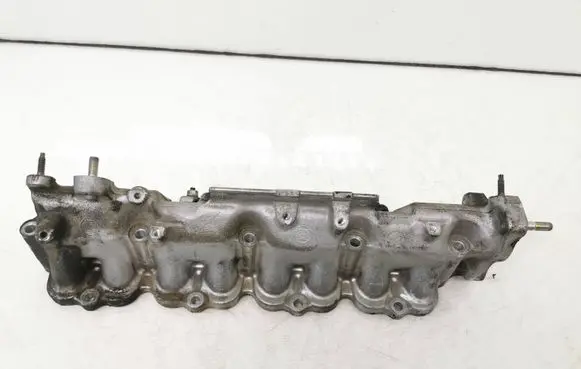 Toyota Avensis T250 Intake manifold