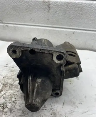 Peugeot 407 Starter motor M002T88671