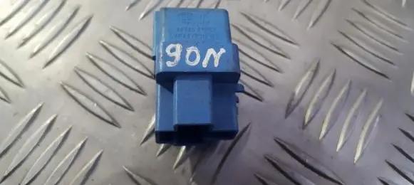 Nissan Primera Other relay 252309f900 4ra940010-65
