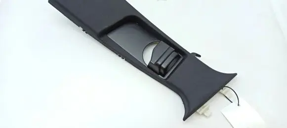 Mercedes-Benz E W212 (B) pillar trim (top) A2126901926 SP5959 A2126900330