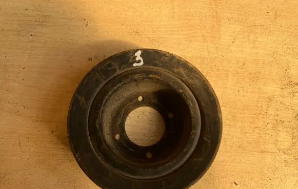 BMW 3 E30 Water pump pulley 1271424