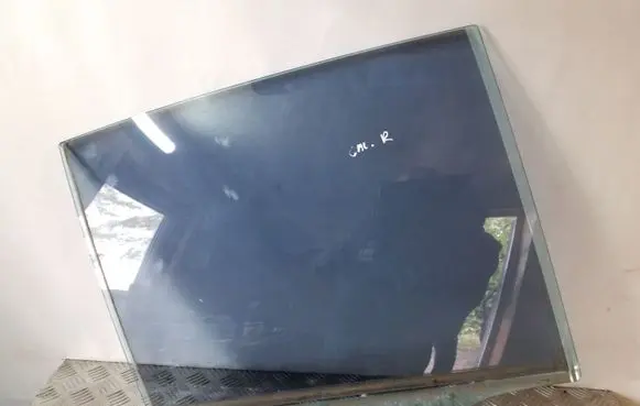 Mercedes-Benz R W251 Rear door window glass