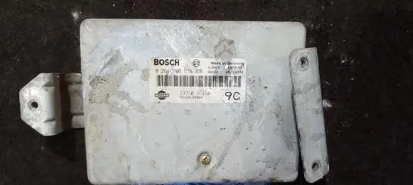 Nissan Serena Engine control unit/module 0261200976 237102c410