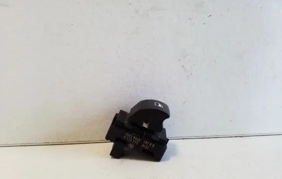BMW X3 E83 Electric window control switch 15939948 9113773