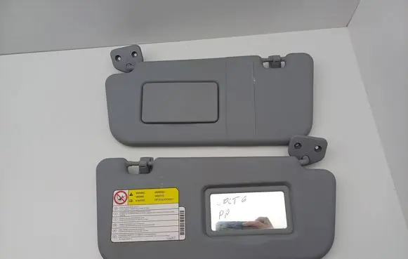 Sun visor