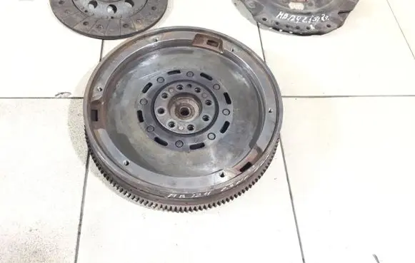 Mercedes-Benz E W124 Clutch set kit