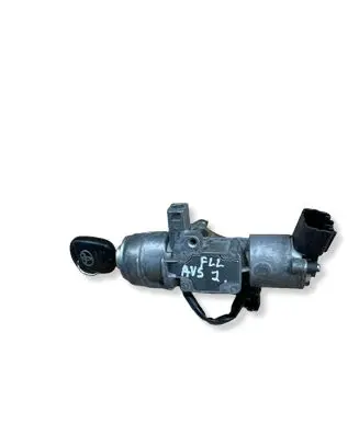 Toyota Avensis T250 Ignition lock 450200504