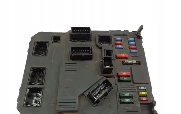 Citroen Berlingo BSM Control unit 9657999680