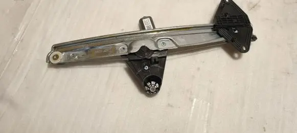Dacia Sandero III Front door window regulator with motor 128001891F