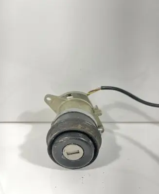 Audi A6 S6 C4 4A Tailgate exterior lock 