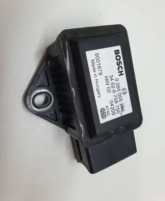 BMW 5 E60 E61 ESP acceleration yaw rate sensor 6758750 34526758750 0265005266