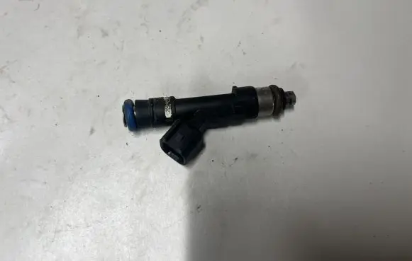 Ford F150 Fuel injector JR3E9F593AB