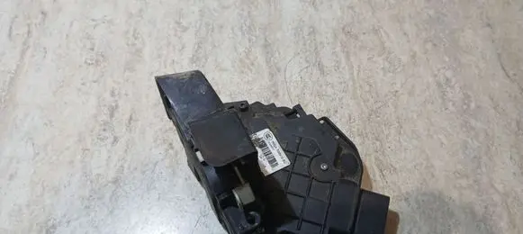 Ford S-MAX Rear door lock A048317