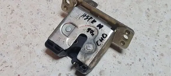 Opel Astra G Tailgate/trunk/boot lock/catch/latch 09130569