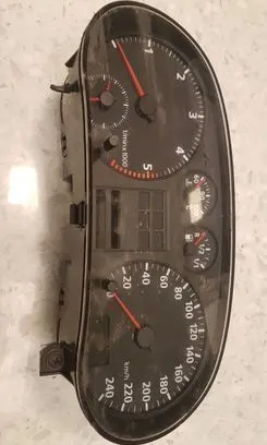 Volkswagen Golf IV Speedometer (instrument cluster) 88311245