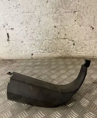 Other sill/pillar trim element