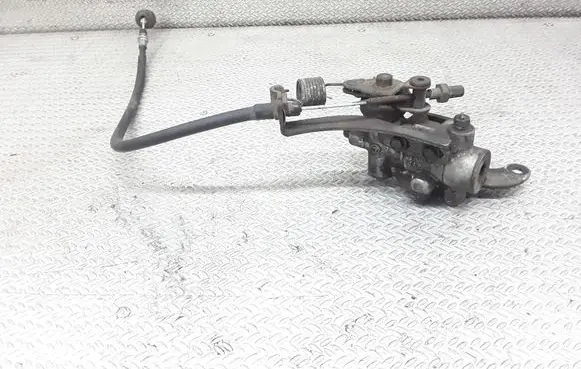 Clutch slave cylinder