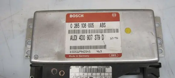 Audi A4 S4 B5 8D Engine control unit/module 4D0907379D