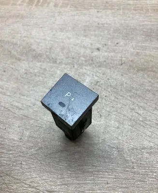 Opel Signum Parking (PDC) sensor switch 13138264