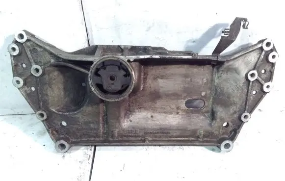Skoda Octavia Mk2 (1Z) Front subframe 1K0199369G