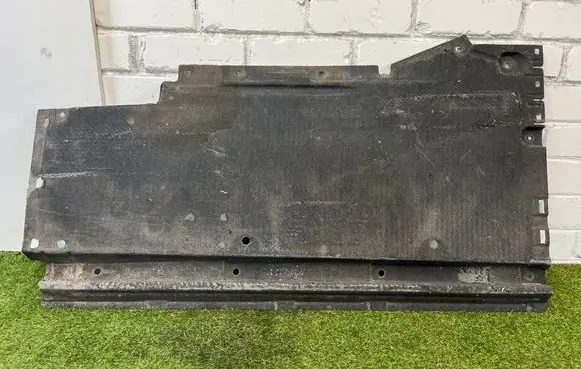 Audi A4 S4 B8 8K Center/middle under tray cover 8k0825208h
