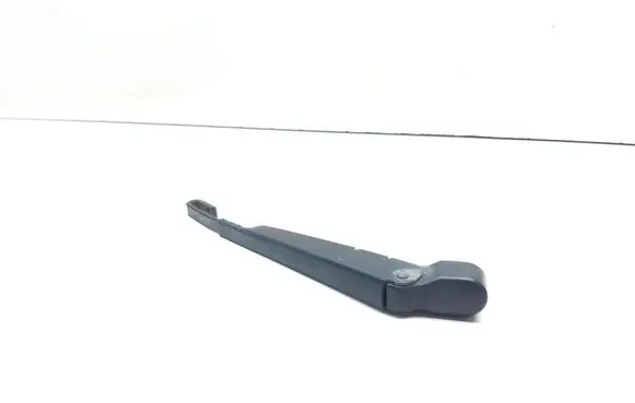 Ford C-MAX I Rear wiper blade arm 3M51R17526AA