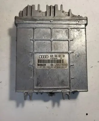 Audi A4 S4 B5 8D Engine control unit/module 028906021GN 28SA3361 0281001660