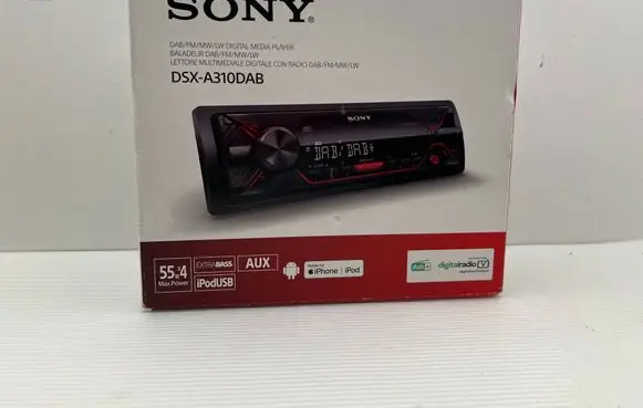 Volkswagen Golf V Radio/CD/DVD/GPS head unit DSXA310DAB
