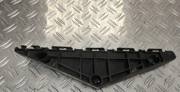 Toyota Avensis T270 Front bumper mounting bracket 5253505040