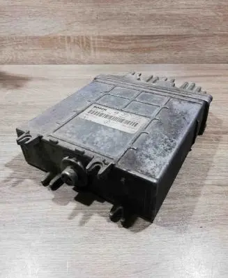 Renault Laguna I Engine control unit/module ECU 7700108382 0281001766 hom7700105952